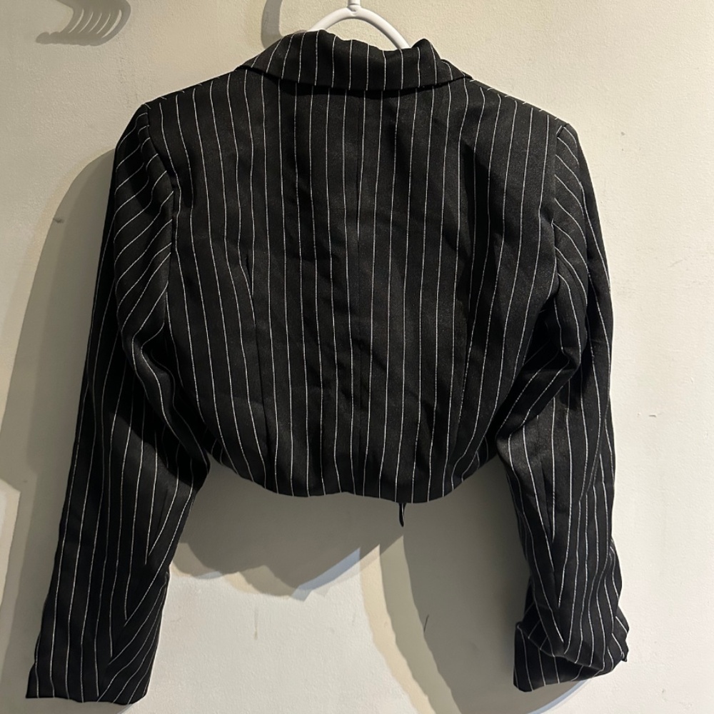Cropped blazer - Picture 3 of 3